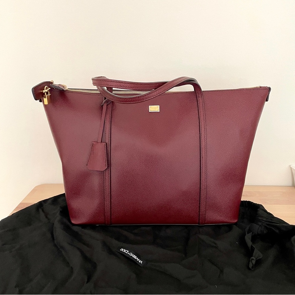 Authentic D&G Miss Escape Tote